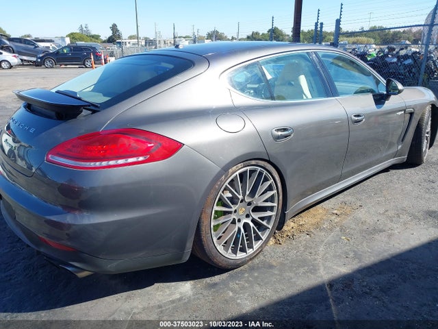 2016 PORSCHE PANAMERA WP0AD2A78GL040187 Photo 3