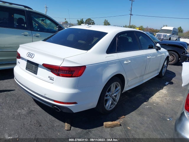 Audi A4 2.0t Season Of Audi Ultra Premium 2017 WAUKMAF43HN047564 Image 4