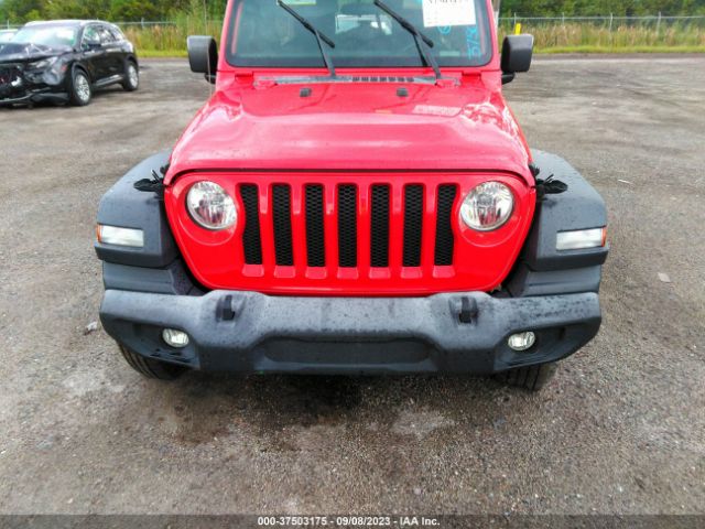 1C4HJXDN5KW617683 Jeep Wrangler Unlimited Sport S