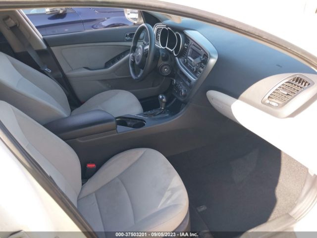 KNAGM4A78F5642707 KIA Optima Lx