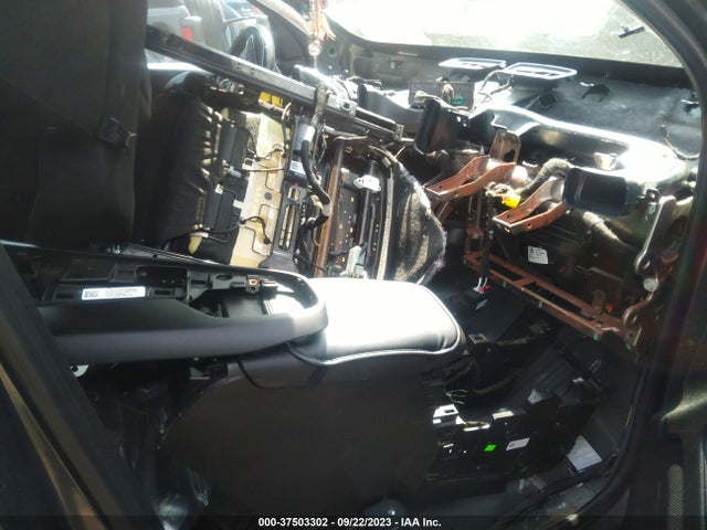 Chevrolet EQUINOX LT 2019 2GNAXUEV7K6104630 Image 5