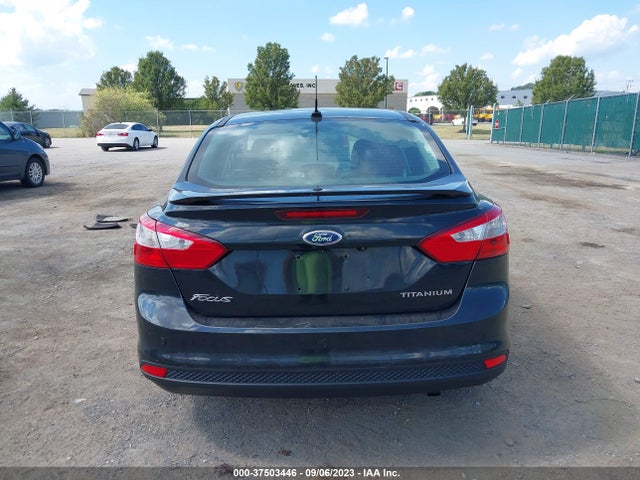 2014 FORD FOCUS TITANIUM VIN: 1FADP3J26EL106205