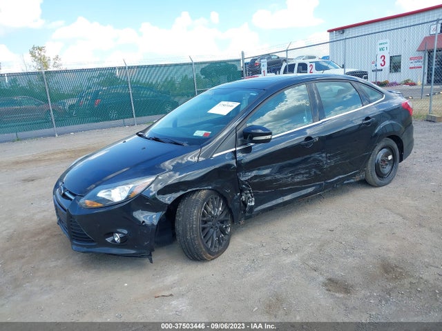 2014 FORD FOCUS TITANIUM VIN: 1FADP3J26EL106205