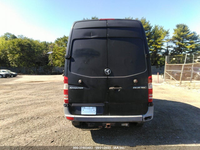 2012 MERCEDES-BENZ SPRINTER CARGO VANS VIN: WD3PE7CC1C5677655