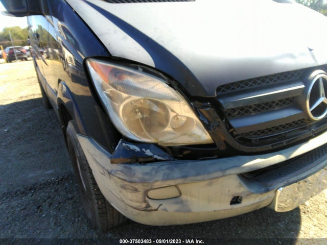 2012 MERCEDES-BENZ SPRINTER CARGO VANS VIN: WD3PE7CC1C5677655