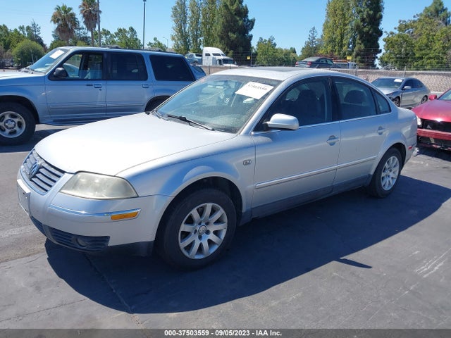 2002 VOLKSWAGEN PASSAT GLS VIN: WVWPD63B92P035830