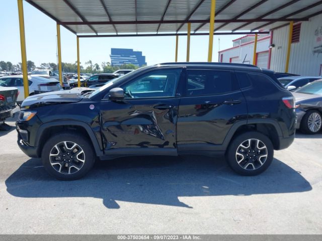 3C4NJDDB5MT573992 Jeep Compass Trailhawk