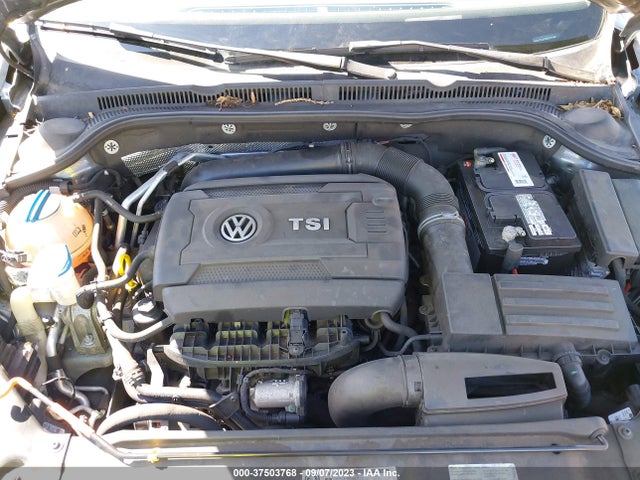 3VWD17AJ1EM270743 Volkswagen Jetta Sedan Se W/connectivity