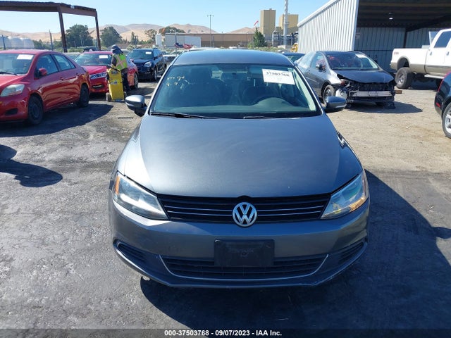 3VWD17AJ1EM270743 Volkswagen Jetta Sedan Se W/connectivity