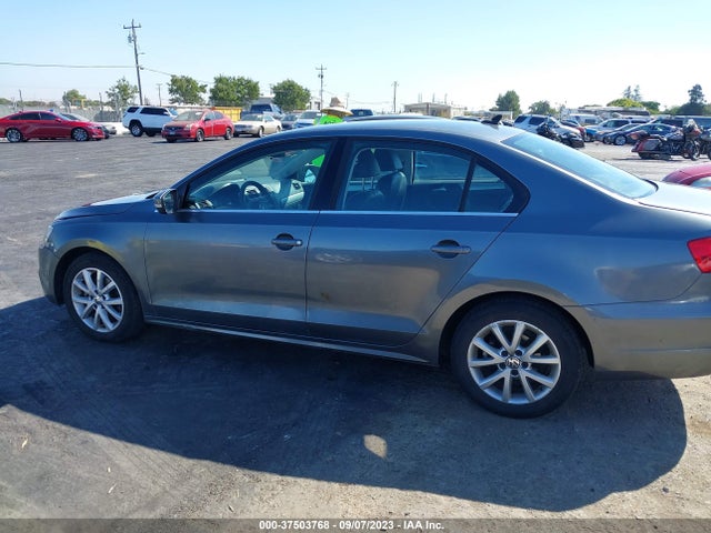 3VWD17AJ1EM270743 Volkswagen Jetta Sedan Se W/connectivity
