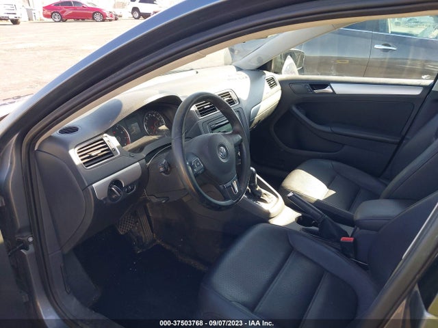 3VWD17AJ1EM270743 Volkswagen Jetta Sedan Se W/connectivity