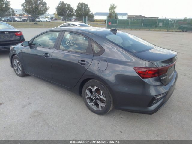 3KPF24AD8KE131264 KIA Forte Lxs
