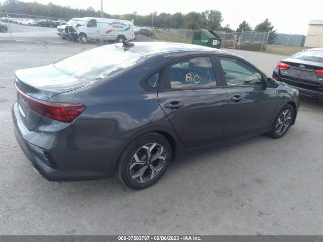3KPF24AD8KE131264 KIA Forte Lxs