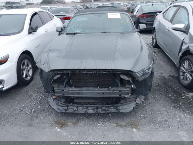 1FATP8EM6F5325790 Ford Mustang V6