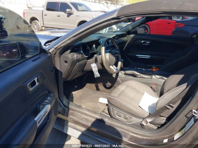 1FATP8EM6F5325790 Ford Mustang V6