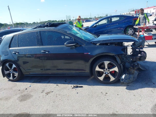 3VW4T7AU8GM029303 Volkswagen Golf Gti Se