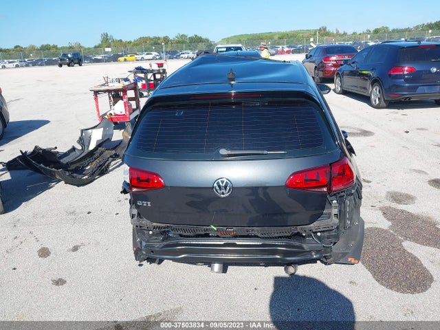 3VW4T7AU8GM029303 Volkswagen Golf Gti Se