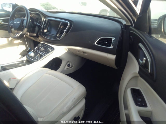 Chrysler 200 Limited Platinum 2017 1C3CCCAB2HN508995 Image 5