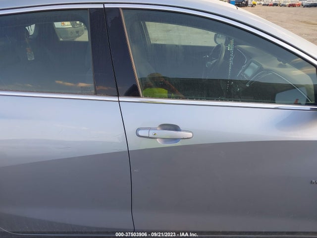 Chevrolet MALIBU LT 2018 1G1ZD5ST7JF190113 Image 13