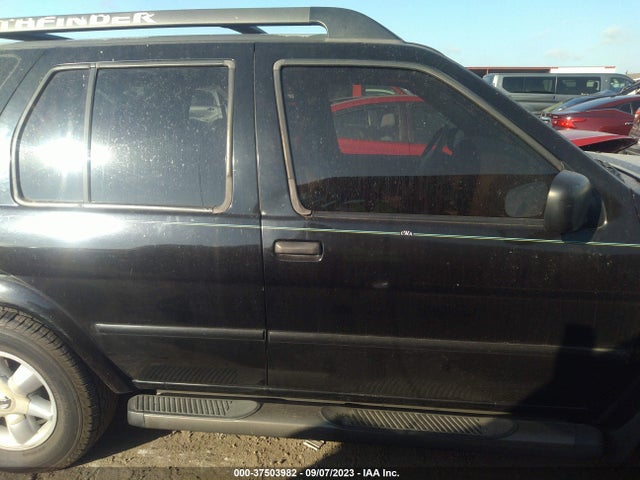 2002 NISSAN PATHFINDER SE VIN: JN8DR09Y62W726689