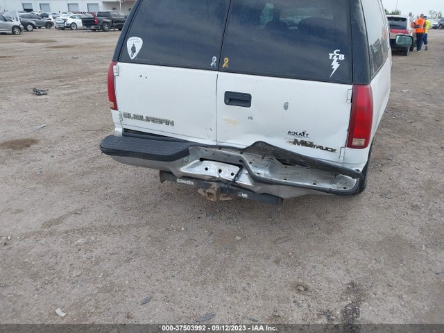 1996 GMC SUBURBAN C1500 VIN: 3GKEC16R3TG509285