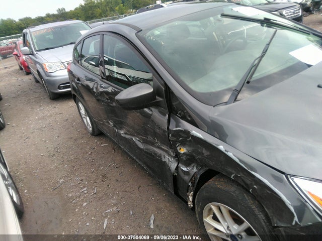 2018 FORD FOCUS SE VIN: 1FADP3K29JL276454