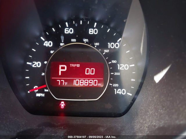 KIA Soul Base 2016 KNDJN2A22G7392854 Image 8
