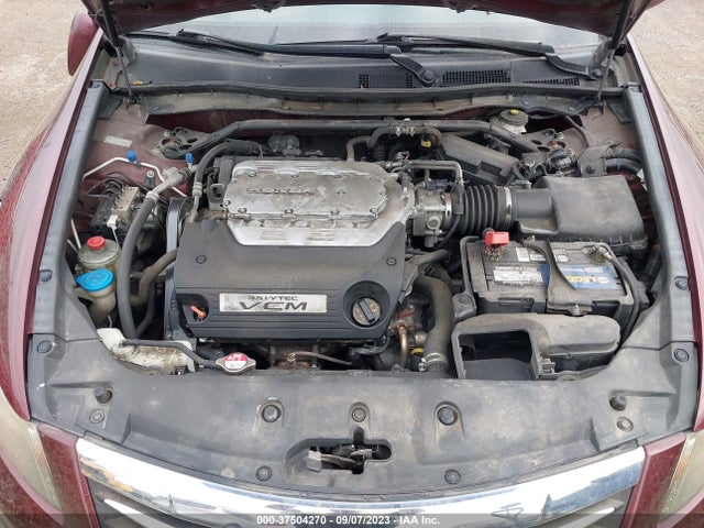 2011 HONDA ACCORD SDN EX-L VIN: 1HGCP3F81BA020893