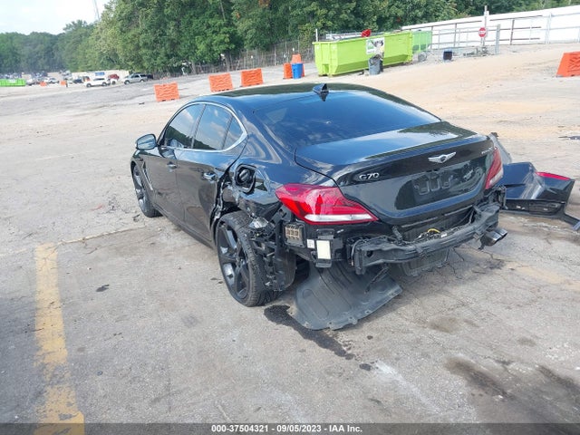 Genesis G70 2.0t Advanced 2019 KMTG44LA0KU030840 Image 3