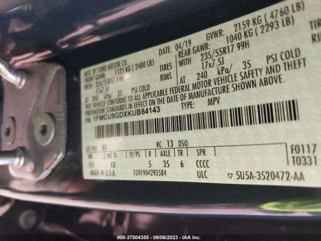 1FMCU9GDXKUB84143 Ford ESCAPE SE