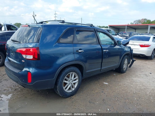 2014 KIA SORENTO LX VIN: 5XYKT4A64EG459916