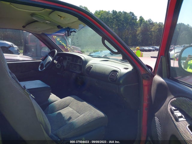 2000 DODGE RAM 1500 VIN: 3B7HF13Z6YG159484