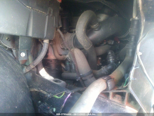 2018 JAGUAR F-PACE SADCL2GX2JA328216 Photo 9