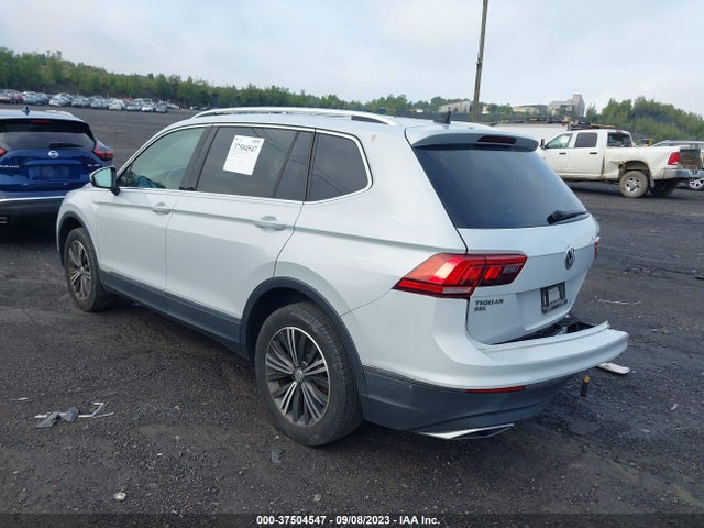 2018 VOLKSWAGEN TIGUAN SEL/SE VIN: 3VV2B7AX1JM153171
