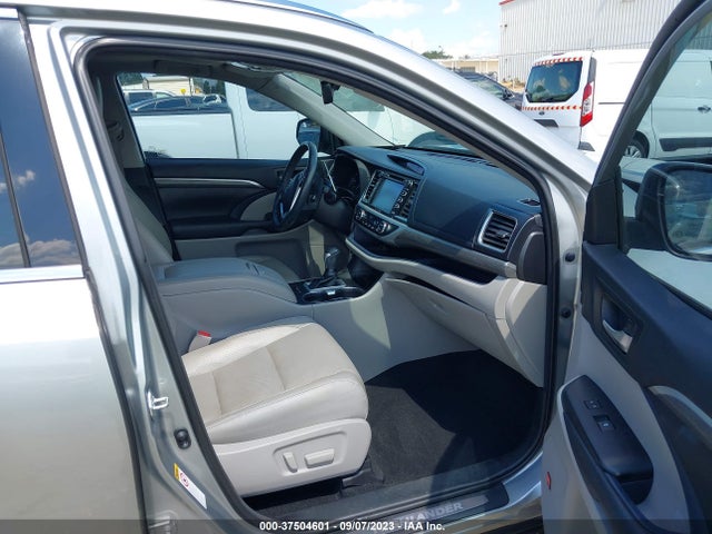 2018 TOYOTA HIGHLANDER LIMITED VIN: 5TDYZRFH2JS266869