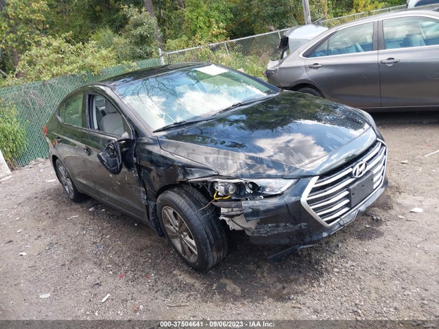 2018 5NPD84LF3JH233523 main image