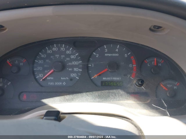 2003 FORD MUSTANG DELUXE/PREMIUM VIN: 1FAFP44453F431337