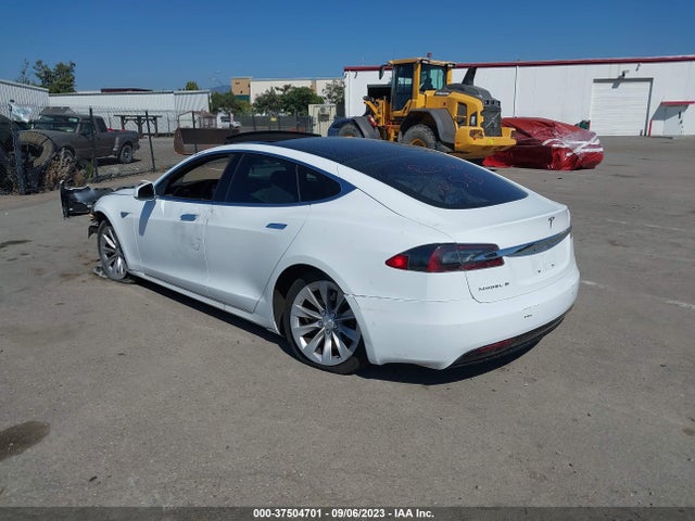 5YJSA1E18GF161639 Tesla Model S 70 Kwh