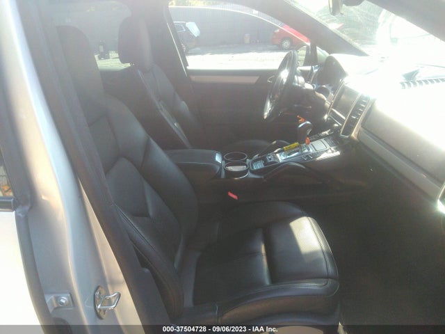 2013 PORSCHE CAYENNE WP1AD2A20DLA75255 Photo 4