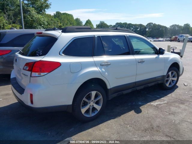 4S4BRCPC3E3213042 Subaru Outback 2.5i Limited