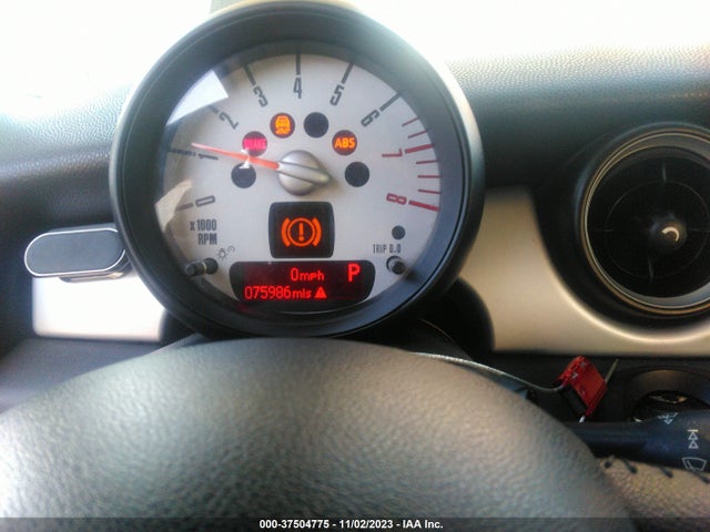 2012 MINI COOPER CLUBMAN WMWZF3C50CT489286 Photo 6