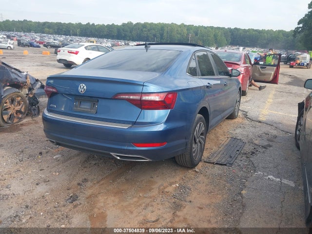 3VWG57BU2MM091121 Volkswagen Jetta Sel Premium