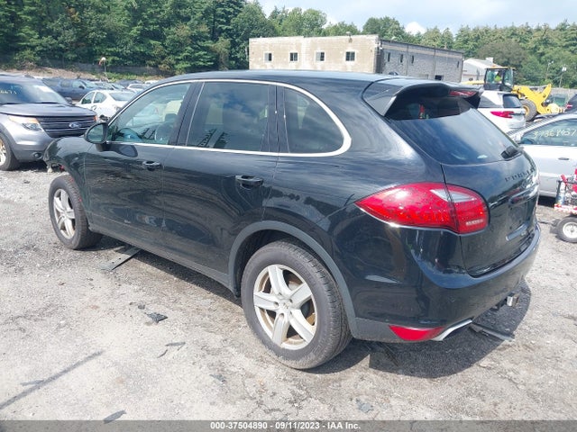 2011 PORSCHE CAYENNE WP1AB2A27BLA44930 Photo 2