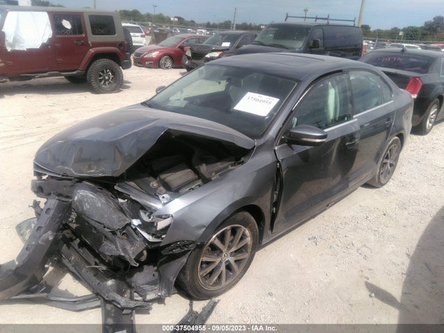 3VWDB7AJ0HM229425 Volkswagen Jetta 1.4t Se