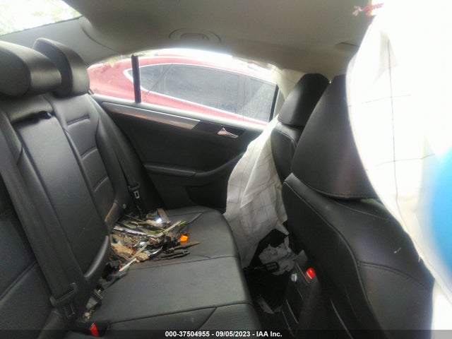 3VWDB7AJ0HM229425 Volkswagen Jetta 1.4t Se