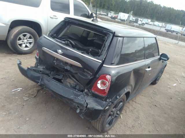 2012 MINI COOPER HARDTOP WMWSU3C57CT542895 Photo 3