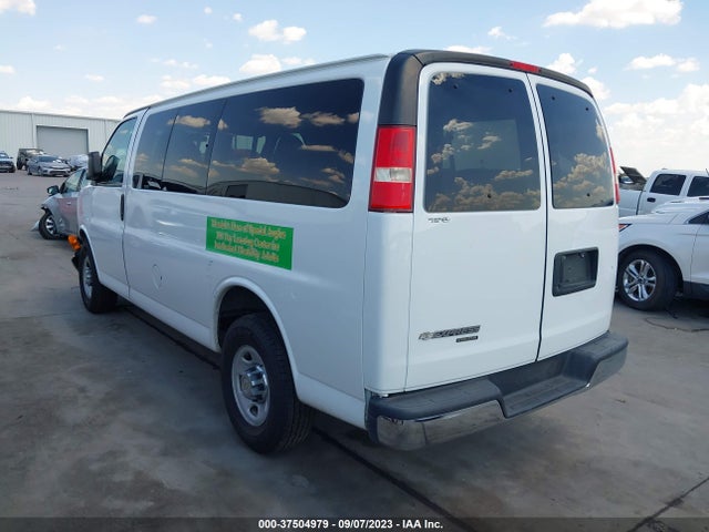 Chevrolet Express Passenger Lt 2015 1GAWGRFF6F1224827 Image 3