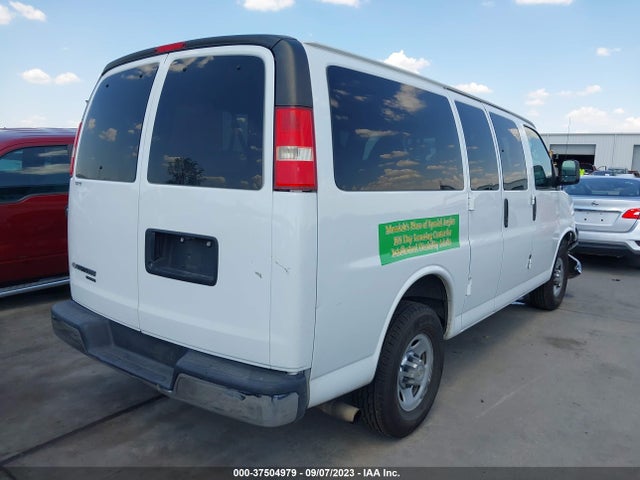 Chevrolet Express Passenger Lt 2015 1GAWGRFF6F1224827 Image 4