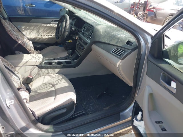 2015 HYUNDAI SONATA 2.4L SE VIN: 5NPE24AF3FH129114