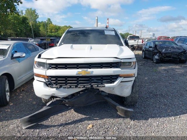 Chevrolet Silverado 1500 Custom 2018 1GCRCPEH5JZ328159 Image 12